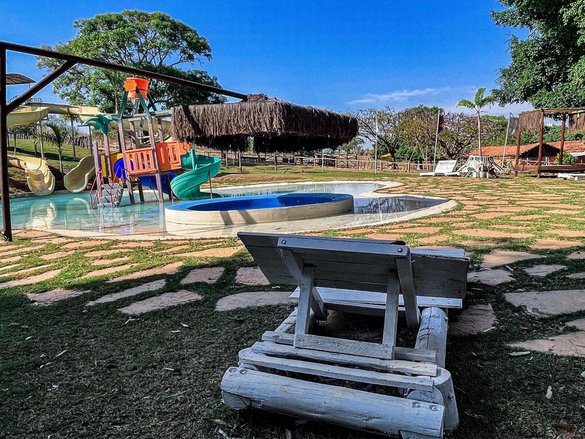 Ranchos 30 Hotel Fazenda Hidrolandia (Goias) Exterior foto