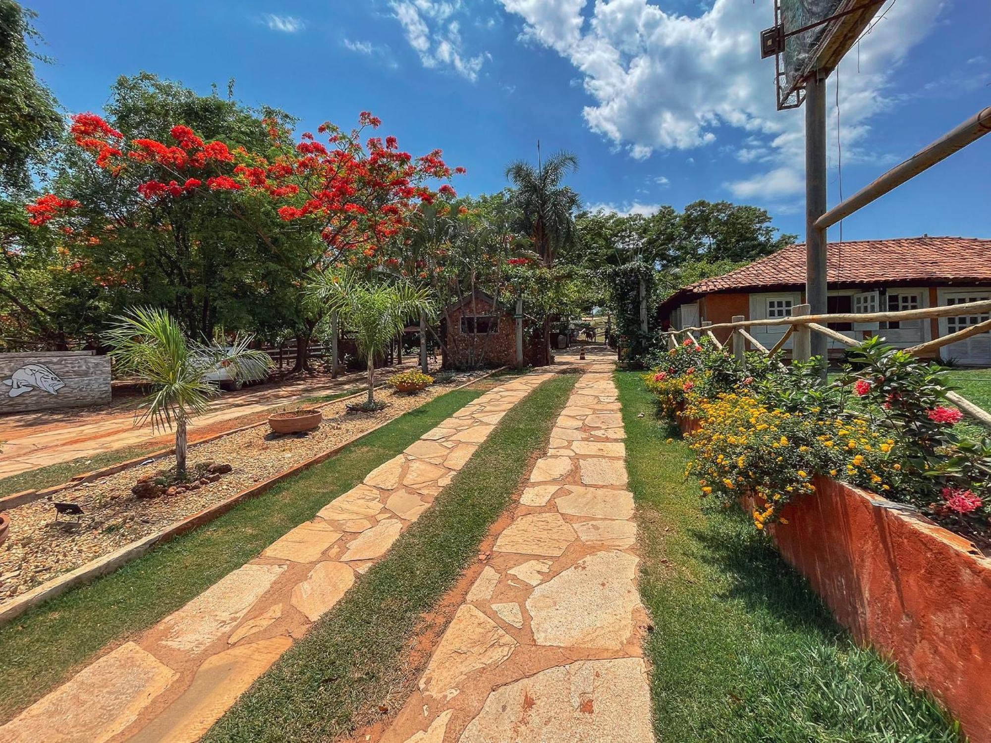 Ranchos 30 Hotel Fazenda Hidrolandia (Goias) Exterior foto