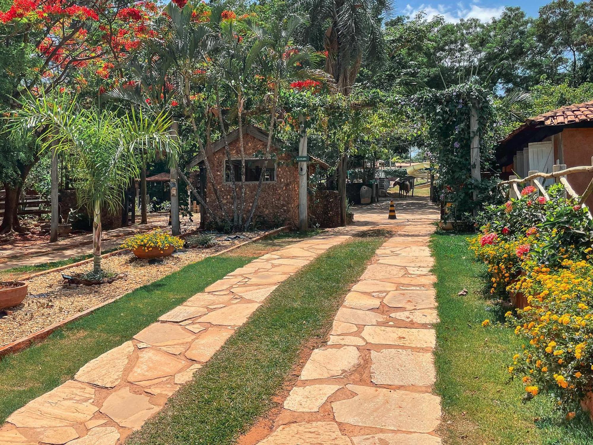 Ranchos 30 Hotel Fazenda Hidrolandia (Goias) Exterior foto